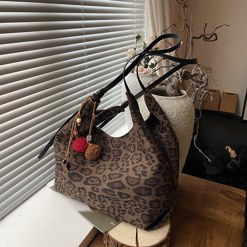 Women'S Retro Bags - Leopard Faux Suede Fashion Bucket Shoulder