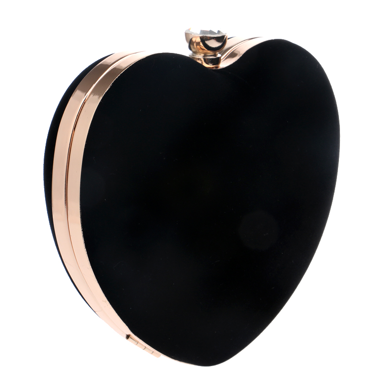 Red Heart Design Women Clutch  - Women Bags Golden recension och pris