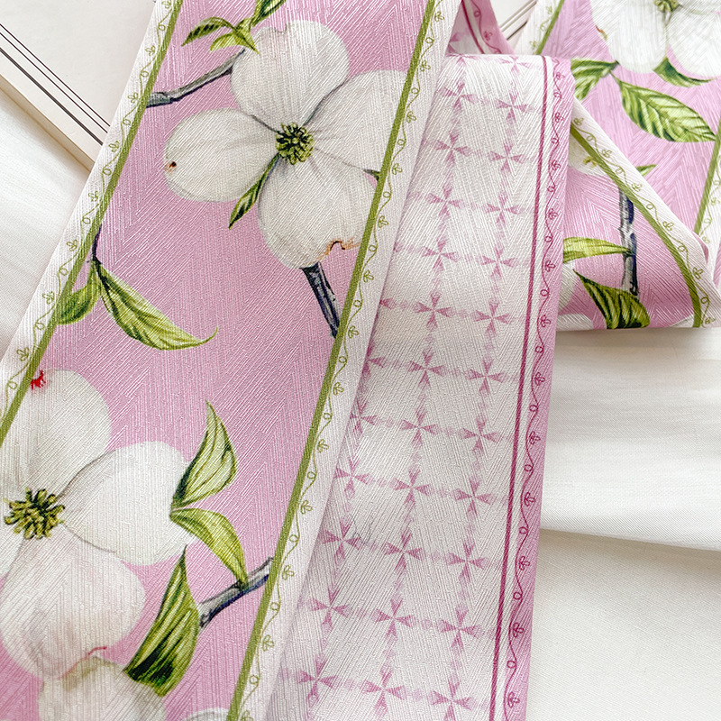 Korean Silk Satin Long Scarf F - Women'S Retro Bags recension och pris