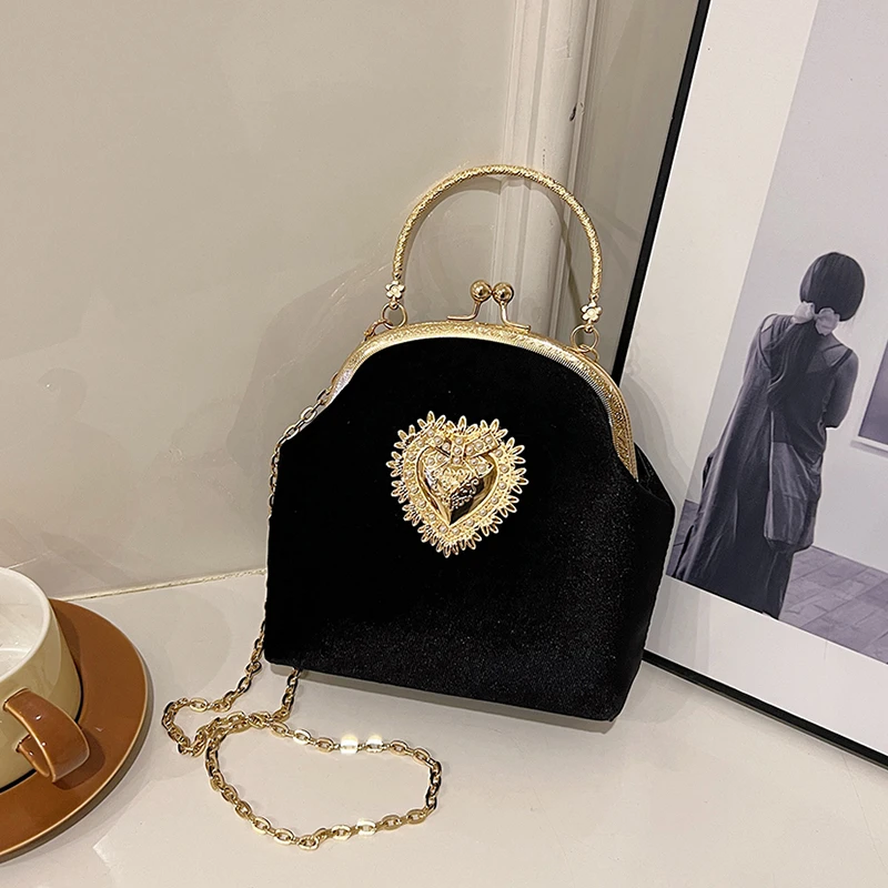 Chains Velvet Frame Heart Dinn - Women Bags For Sale recension och pris
