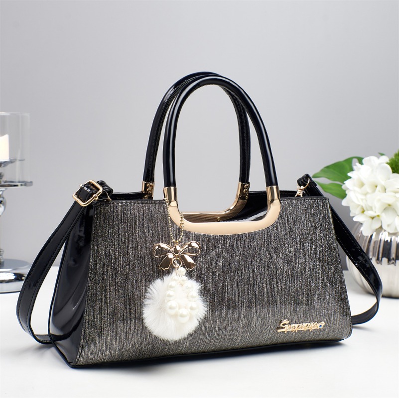 Designer Brand Bright Leather  - Women Bags For Sale recension och pris