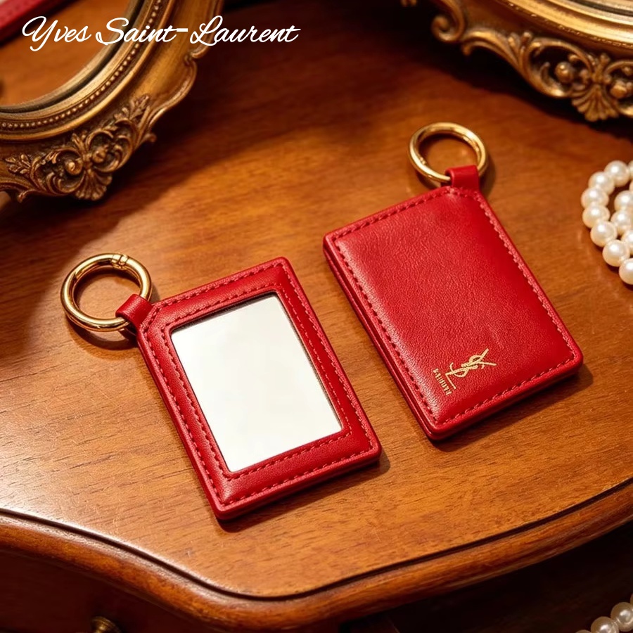 YSL  Red Leather Square Mini P - Women Bags Ysl recension och pris